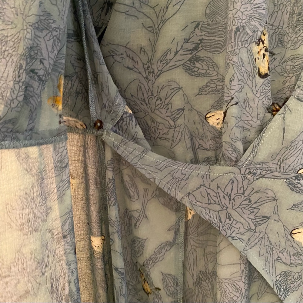 Butterfly Wrap tunic - Picture 9 of 13